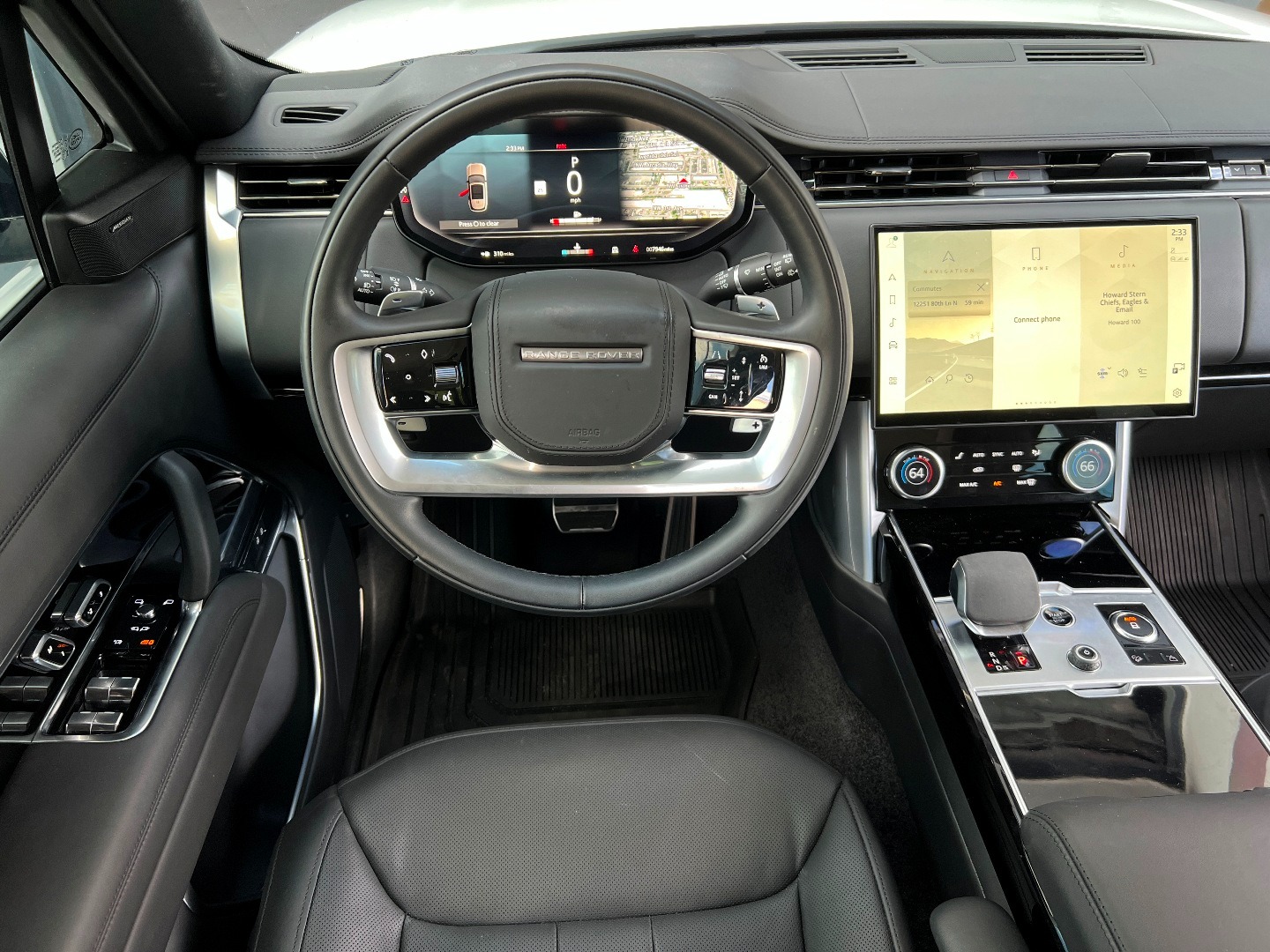 2023 Land Rover Range Rover SE photo 28