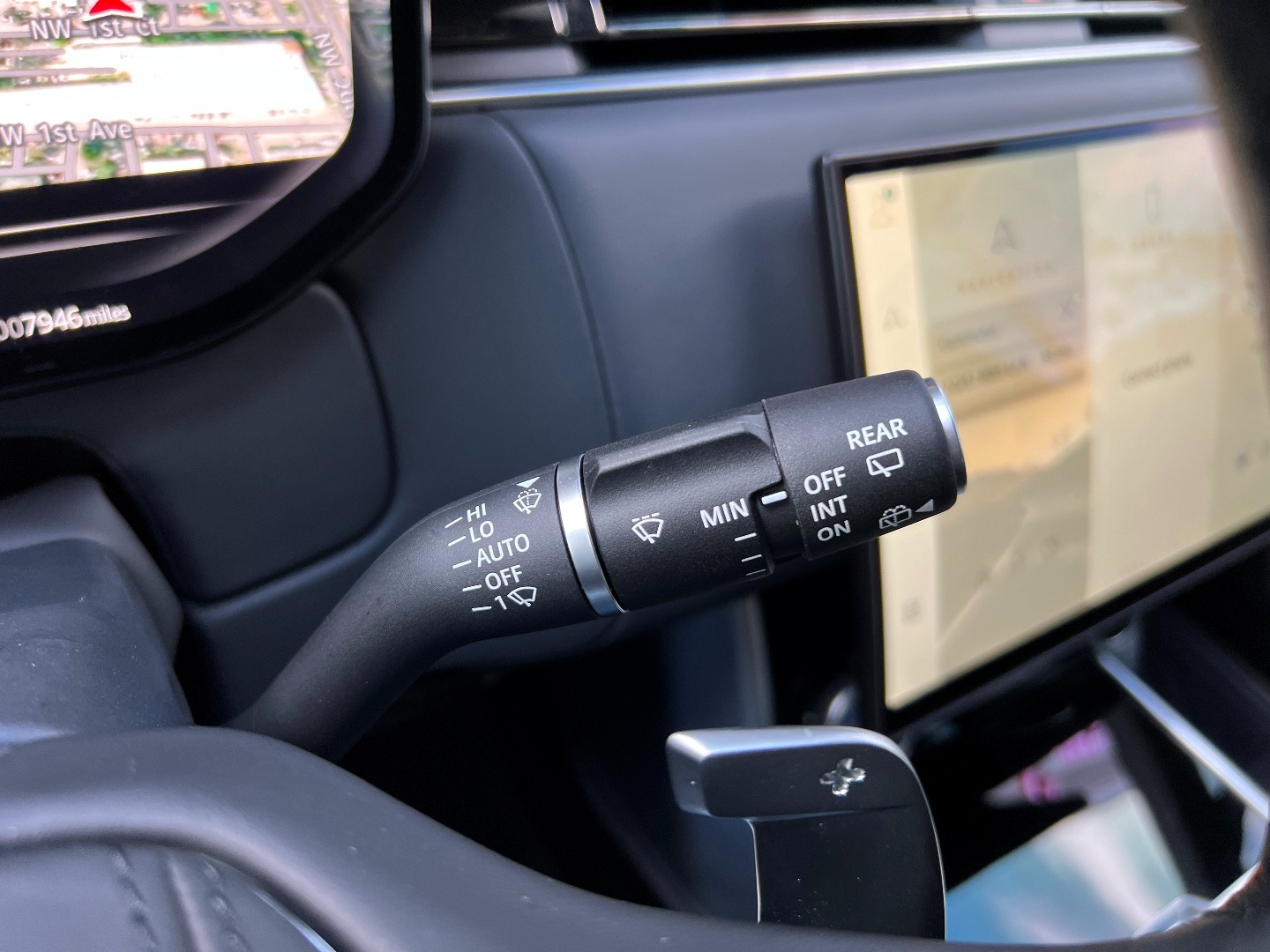 2023 Land Rover Range Rover SE photo 41