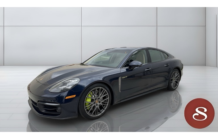 2023 Porsche Panamera 4 E-Hybrid's photo