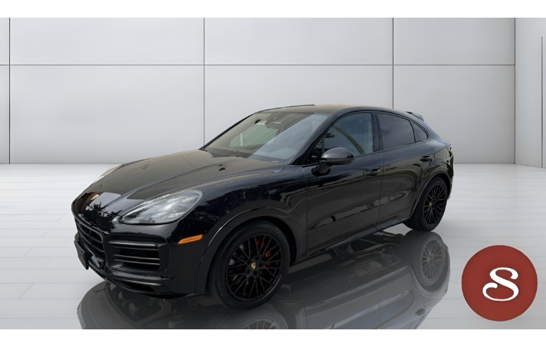 2023 Porsche Cayenne GTS's photo