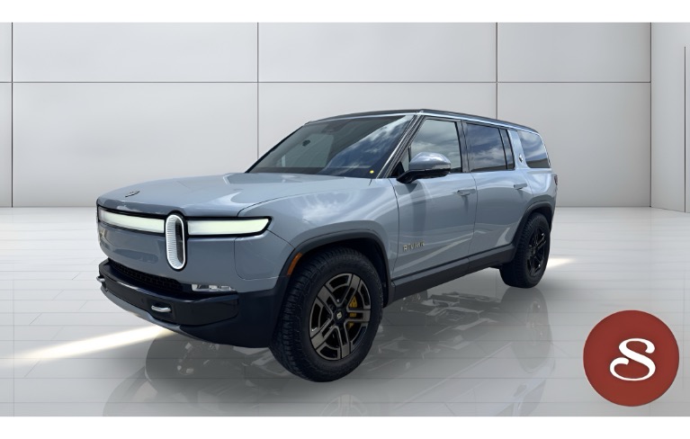2023 Rivian R1S Adventure Quad-Motor Large Pack's photo